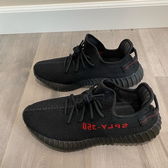 Yeezy Boost 350 V2 ‘Bred’ - Picture 5 of 6